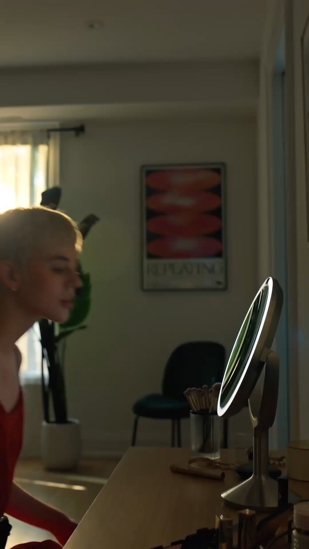 センサーミラー：光の再定義｜Simplehuman